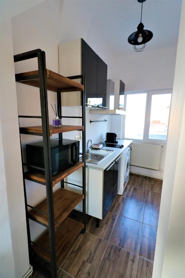Athenee Palace Apartment - Panoramic View Terrace & Balcony - Free Minibar บูคาเรสต์ ภายนอก รูปภาพ